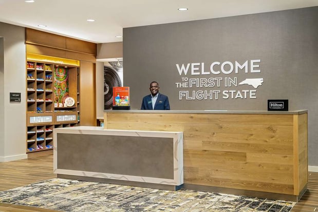 Images Hampton Inn & Suites Raleigh Midtown