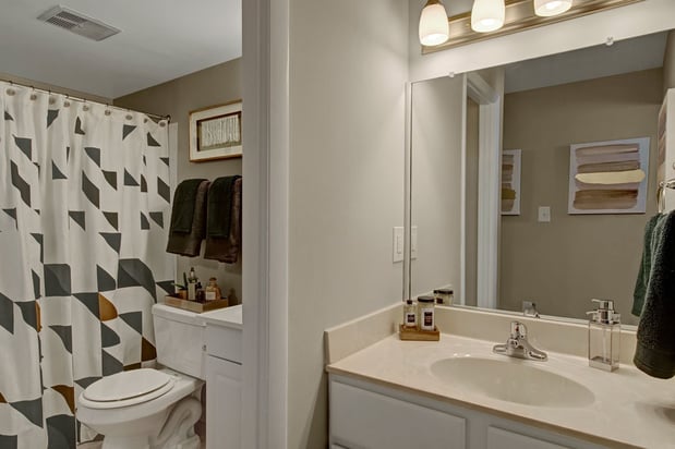 Images Eagle Rock Apartments at West Springfield