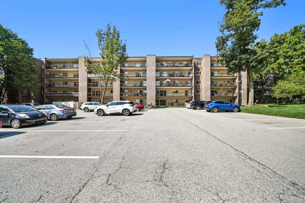 Images Main Line Berwyn Apartments