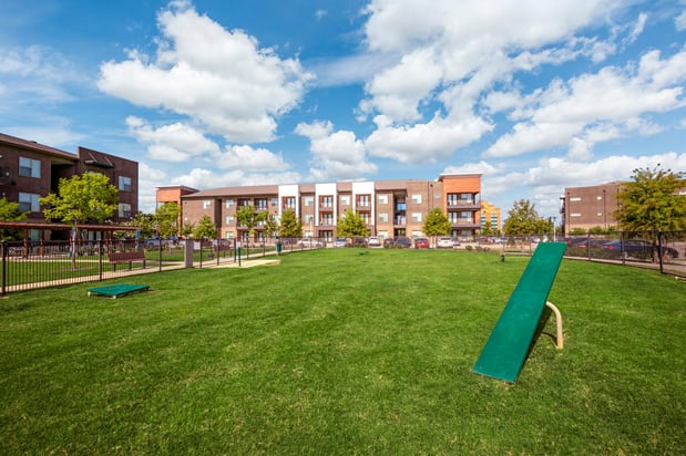 Images The Landing at Centreport Apartments