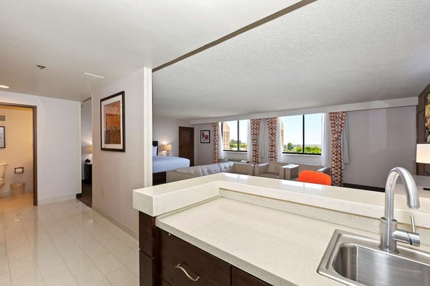Images DoubleTree by Hilton Whittier Los Angeles