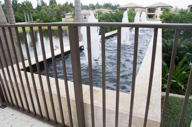 Images Screen Builders