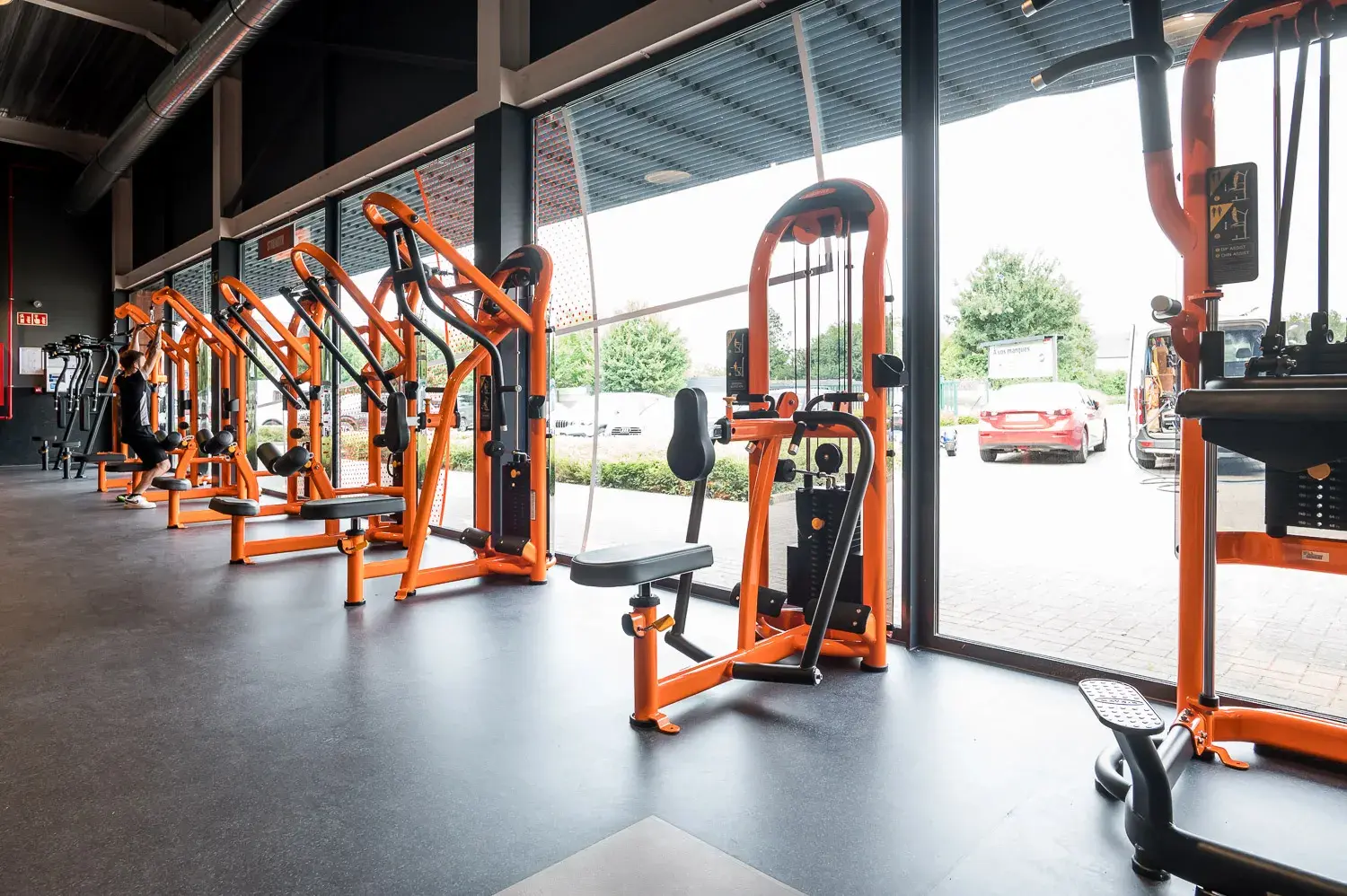 Images Basic-Fit 24/7