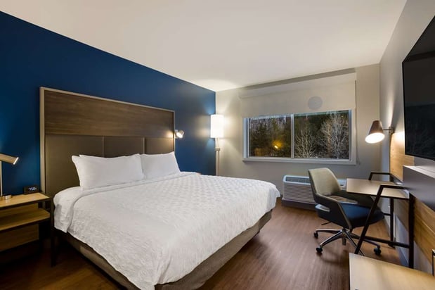 Images Tru by Hilton Traverse City