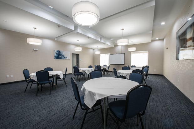 Images Holiday Inn Express & Suites Houston - Hobby Airport Area by IHG