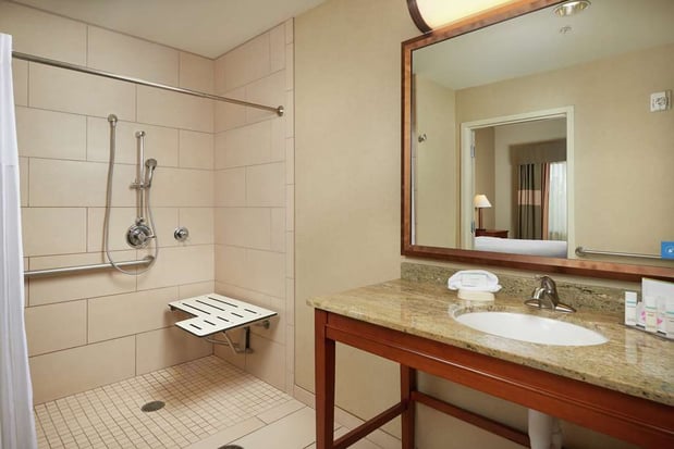 Images Hampton Inn & Suites Salem