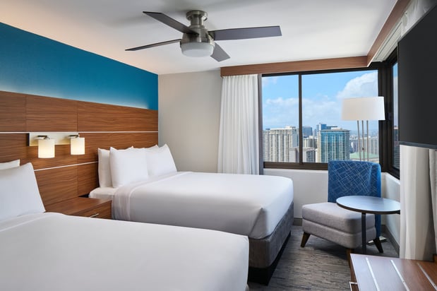 Images Holiday Inn Express Waikiki by IHG