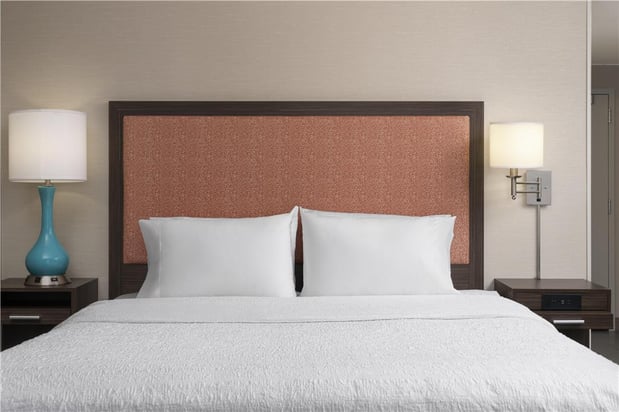 Images Hampton Inn & Suites Yonkers - Westchester