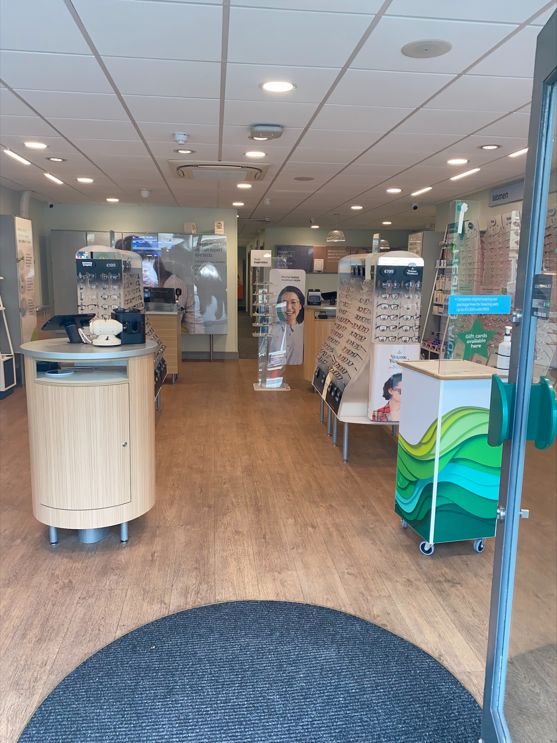 Specsavers Opticians and Audiologists - Tullamore 14