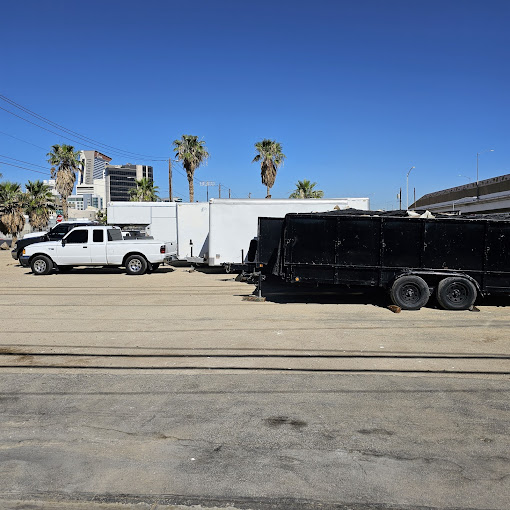 Jeff Robinson Handyman &amp; Hauling Services Logo