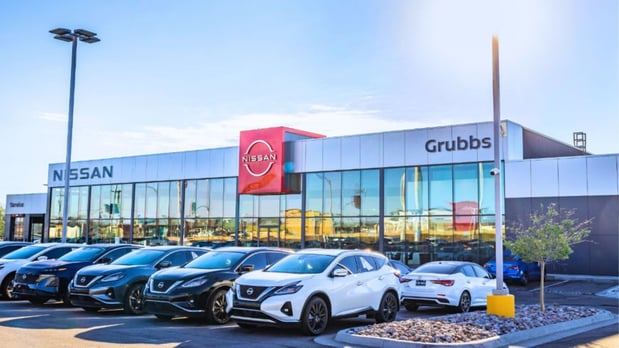 Images Grubbs Nissan of Tulsa