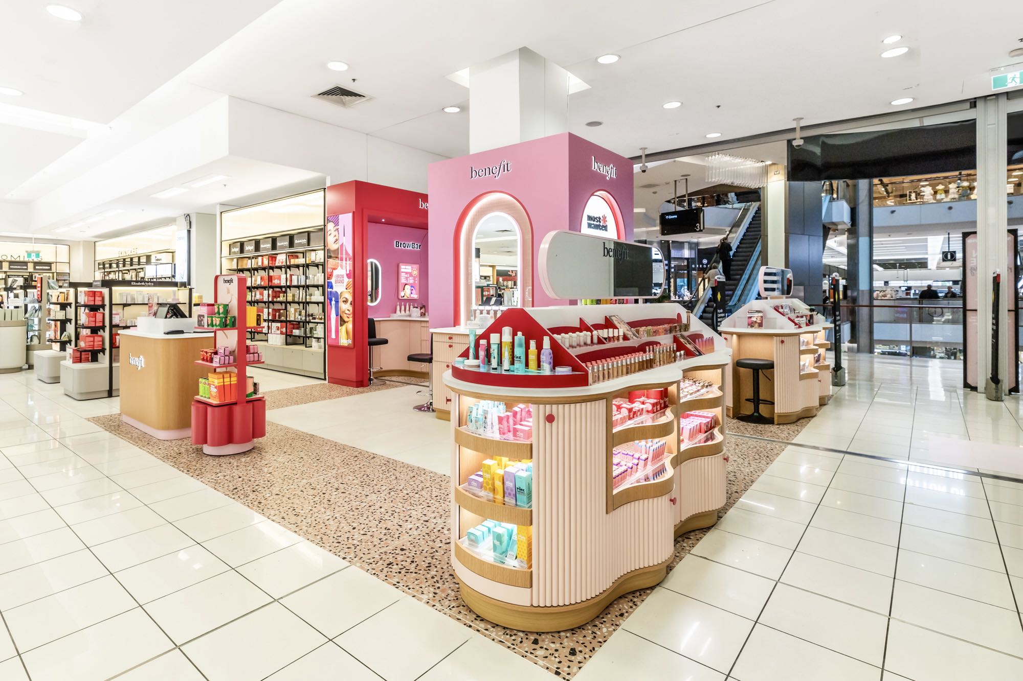 Images Benefit Cosmetics BrowBar