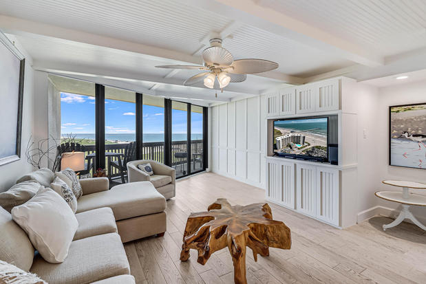 Images The Dunes Condominiums