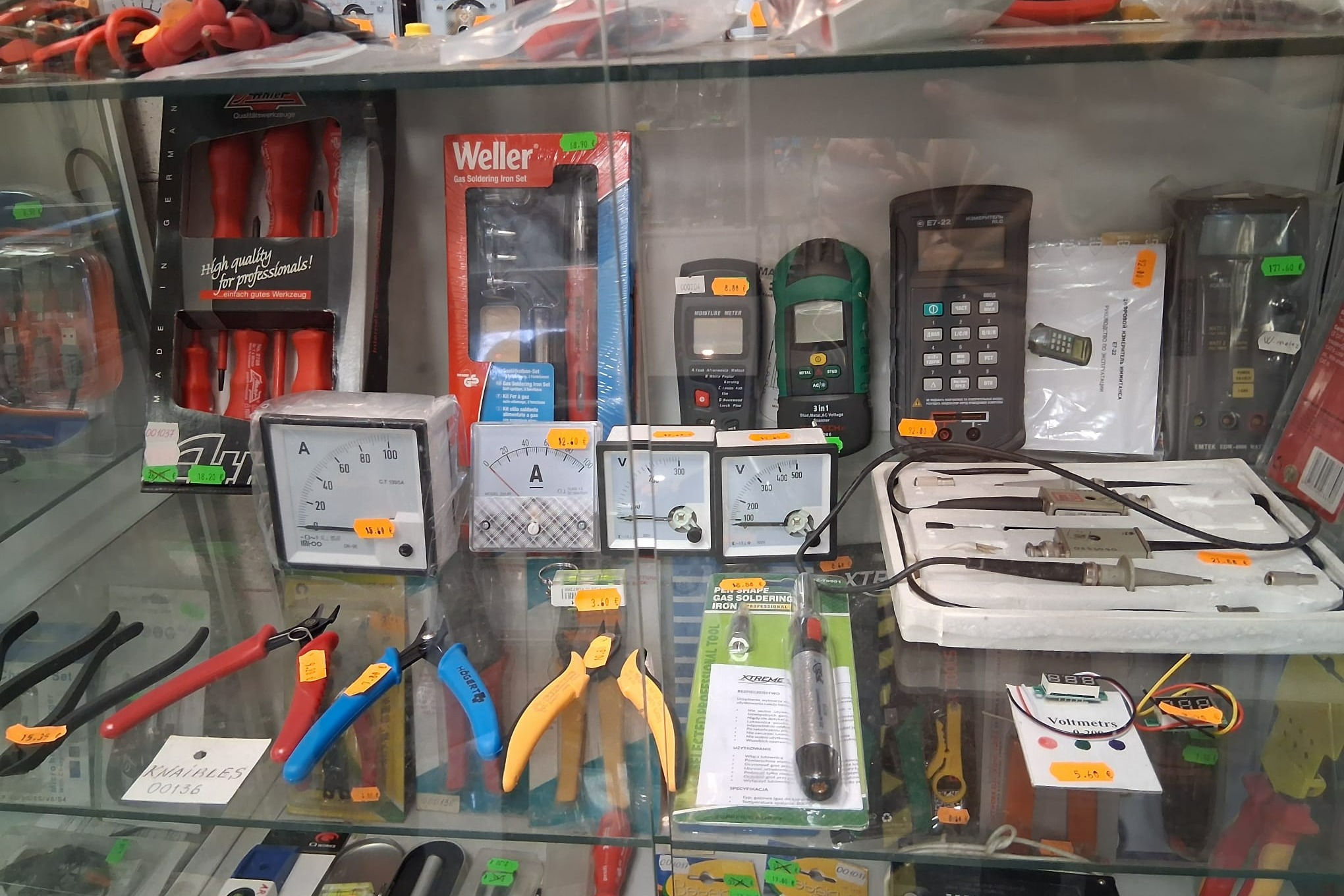 Elkomp,Modernas elektropreces no Elkomp