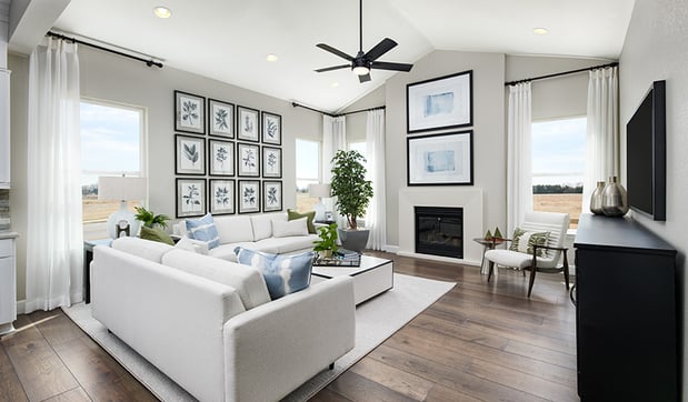Images Lakeview by Richmond American Homes