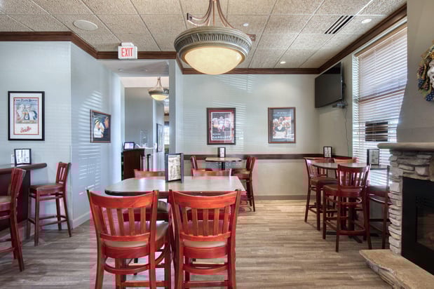 Images Holiday Inn & Suites Madison West - Middleton by IHG