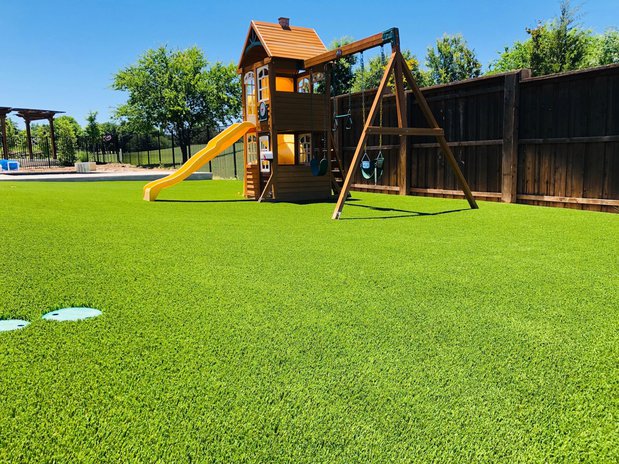 Images Texas Turf & Curb