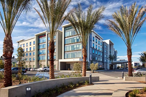 Images Hampton Inn Long Beach Airport