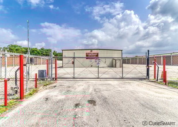 Images CubeSmart Self Storage