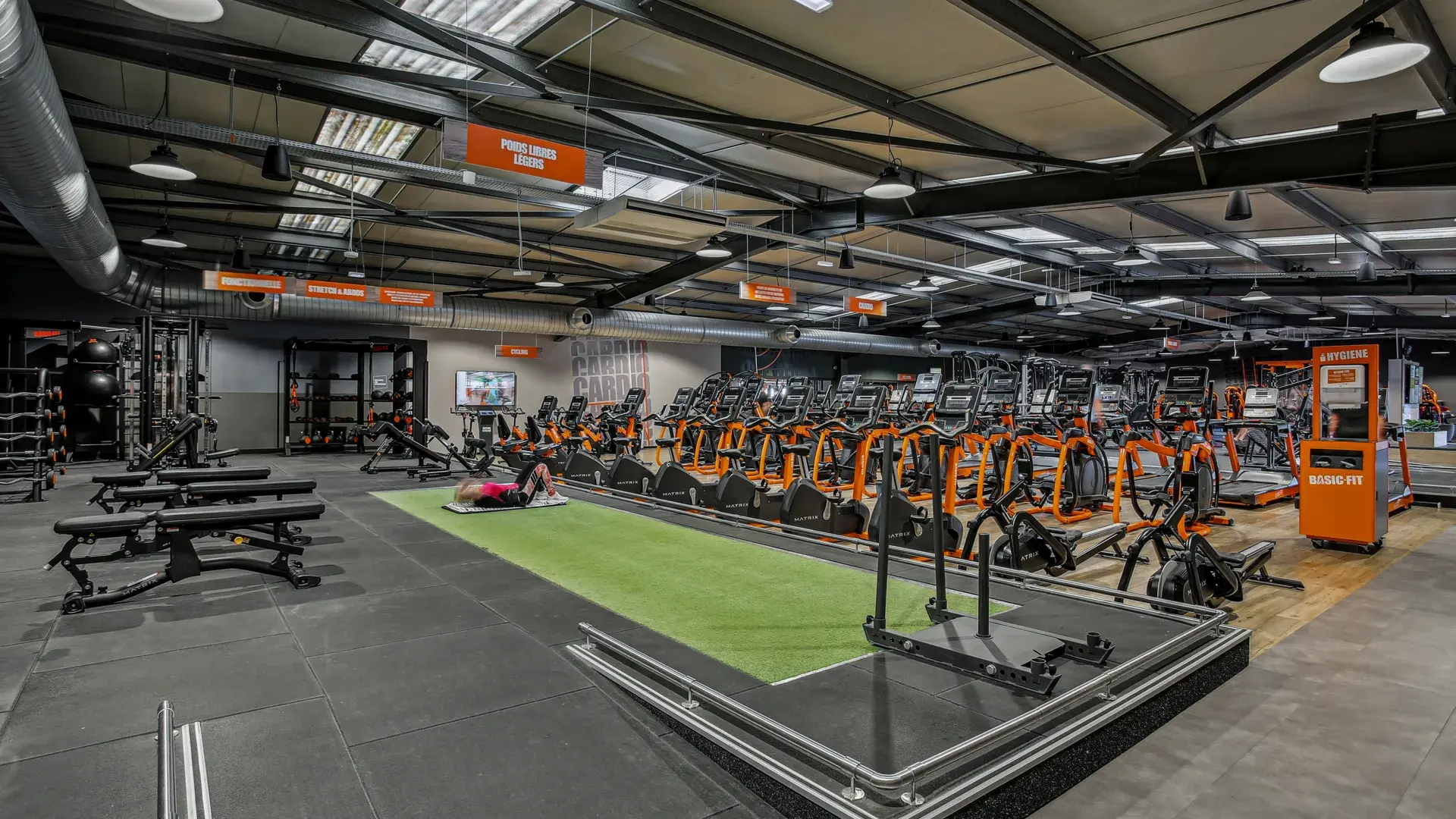 Images Basic-Fit 24/7