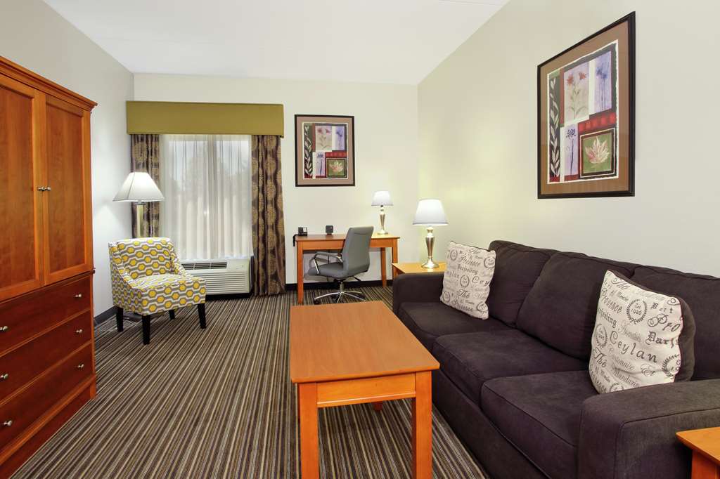 Guest room