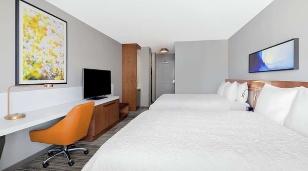 Images Hilton Garden Inn Chicago McCormick Place