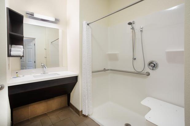 Images Candlewood Suites Manhattan, an IHG Hotel