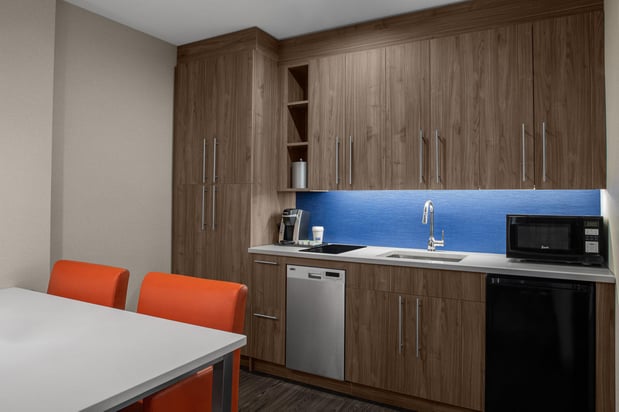 Images Holiday Inn Express & Suites Woodside LaGuardia Airport by IHG