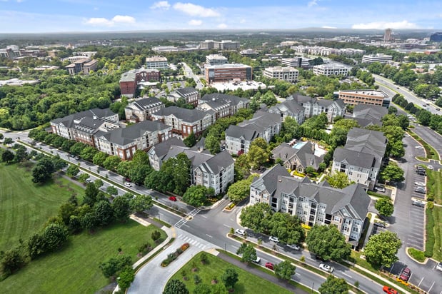 Images Camden Fallsgrove Apartments