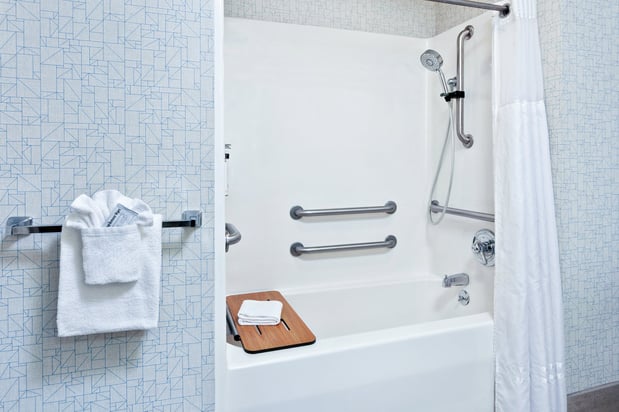 Images Holiday Inn Express & Suites Urbana-Champaign (U of I Area) by IHG