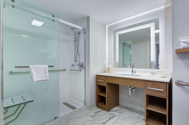 Images Homewood Suites by Hilton Louisville-East