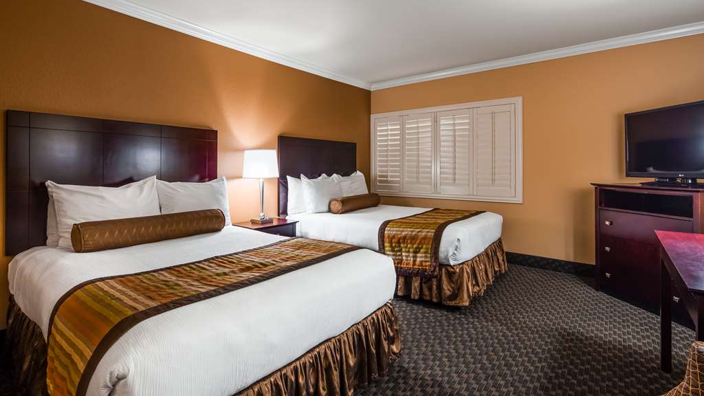 Best Western Plus Casino Royale–Center Strip