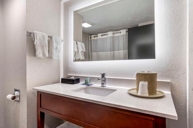 Images Best Western Canton Inn