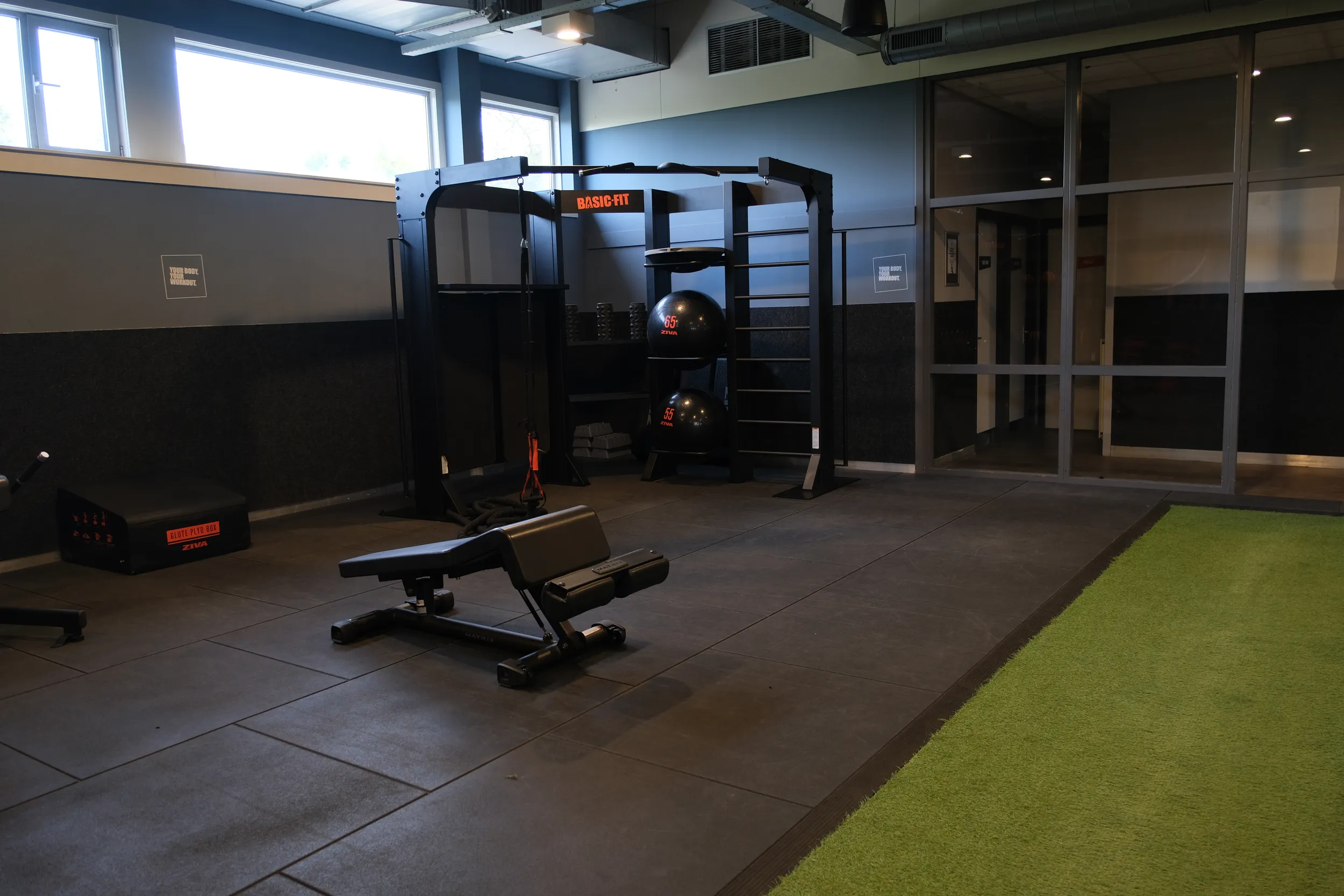 Foto's Basic-Fit 24/7