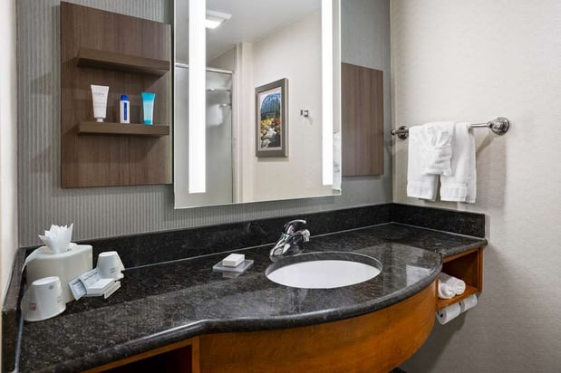 Images Hilton Garden Inn Milford