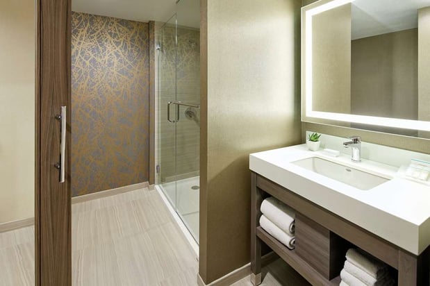 Images Hilton Garden Inn San Diego Mission Valley Stadium