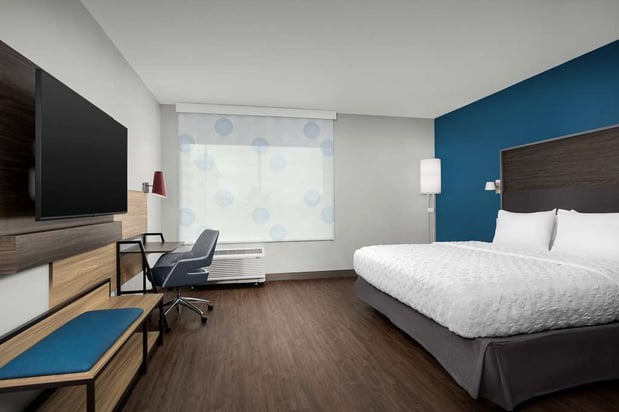 Images Tru by Hilton Columbus East Broad