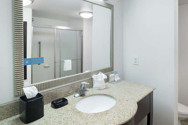 Images Hampton Inn & Suites Panama City Beach-Pier Park Area