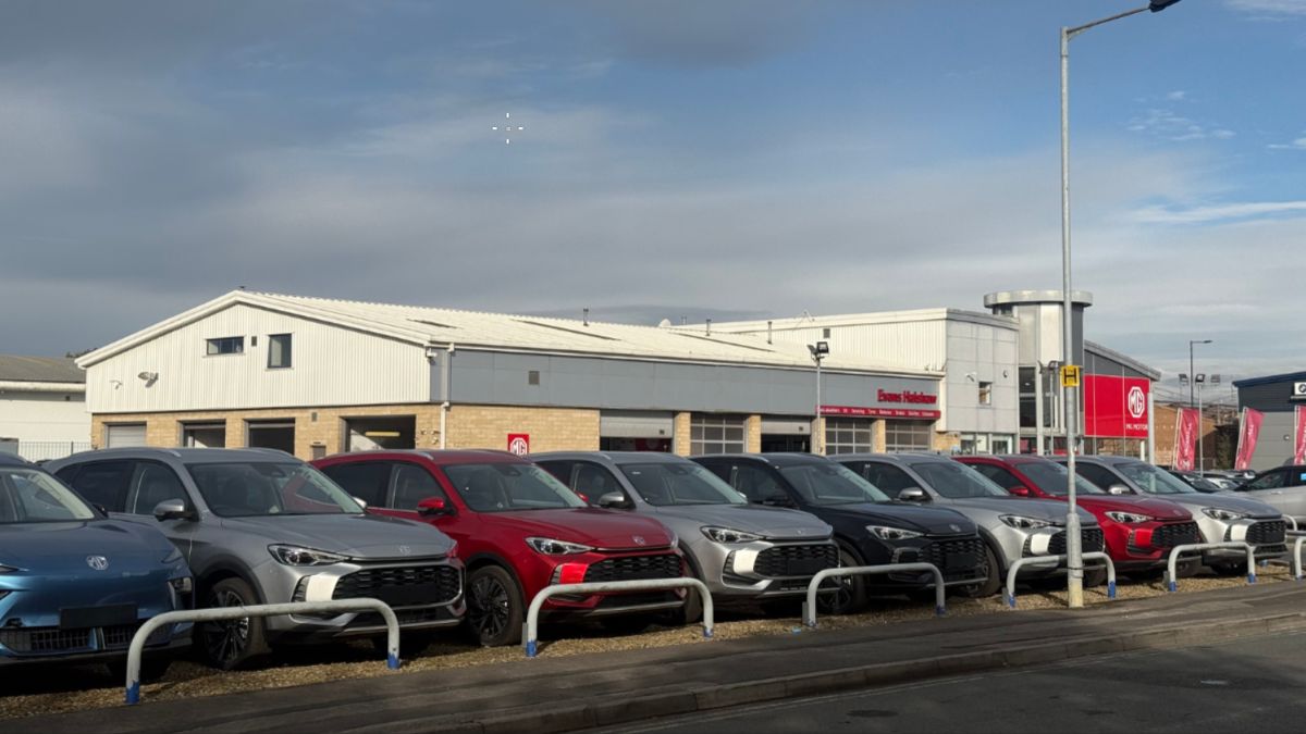 Images Evans Halshaw MG York