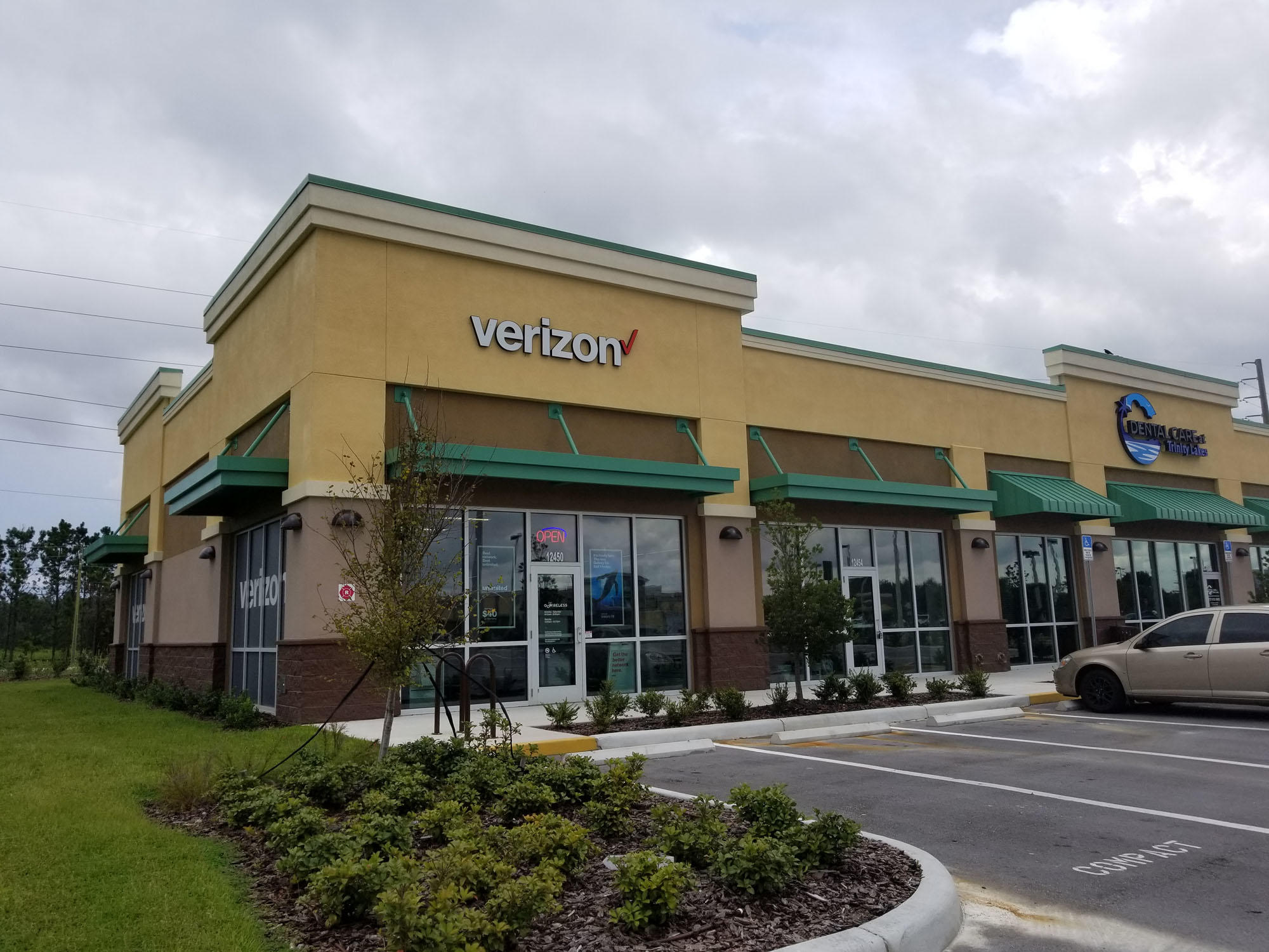 Verizon Authorized Retailer – GoWireless Photo