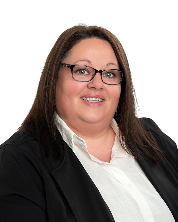 Images Nicole Hibbard - State Farm Insurance Agent