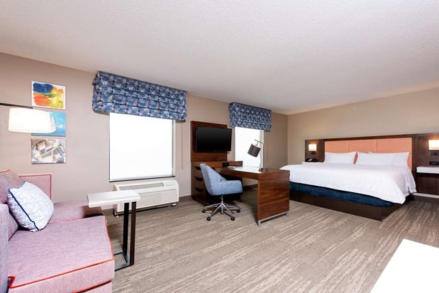 Images Hampton Inn & Suites by Hilton Marshalltown