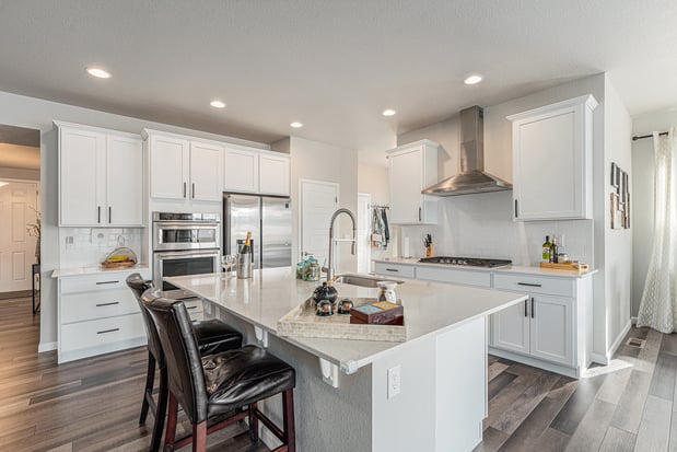 Images RE/MAX Professionals - Michael Kozlowski - Team Koz