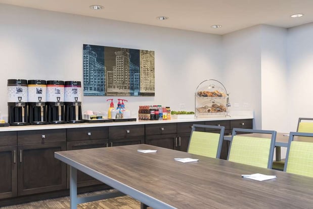 Images Hampton Inn & Suites Chicago Schaumburg