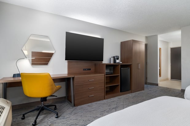 Images Holiday Inn Express & Suites Bentonville by IHG