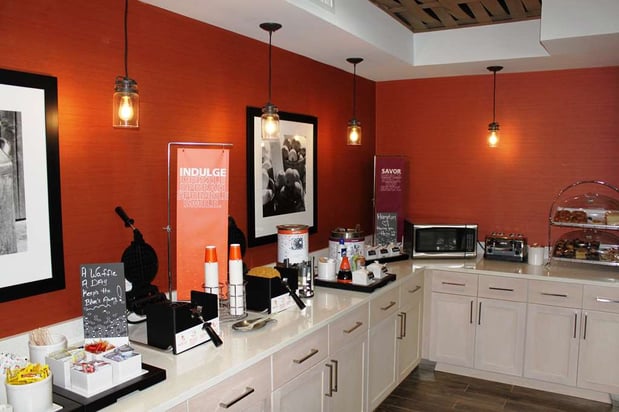 Images Hampton Inn Forsyth