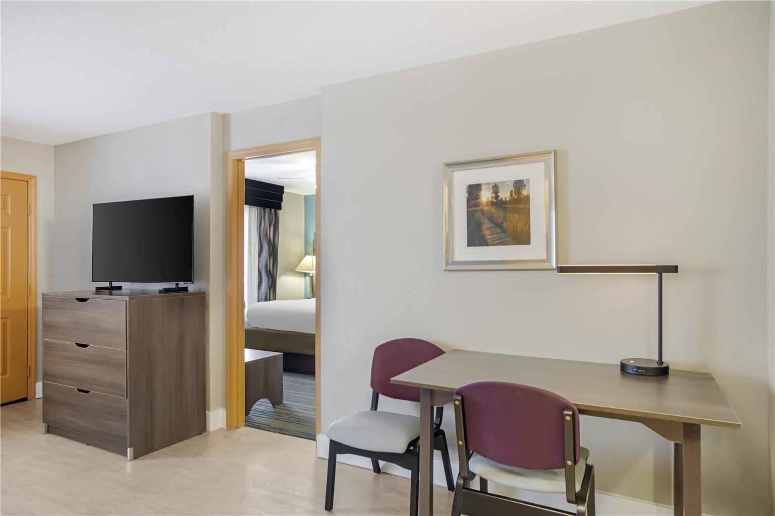 King Bed with Kitchenette