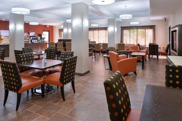Images Holiday Inn Express & Suites Kingman by IHG