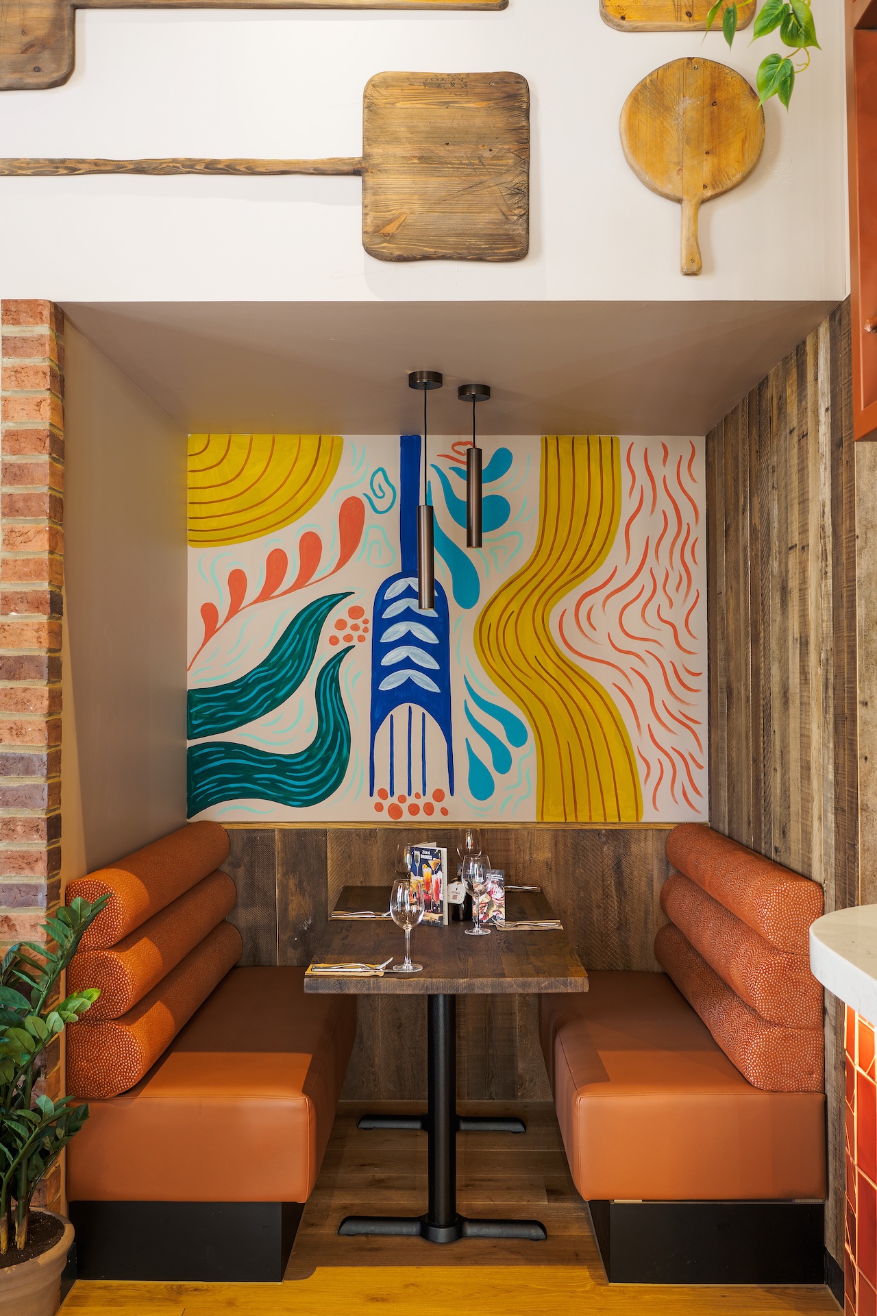 Zizzi Cotswolds Outlet, Booth Seating