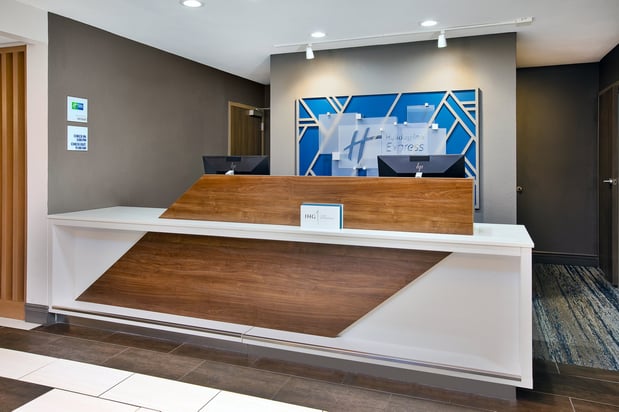 Images Holiday Inn Express & Suites West Monroe by IHG